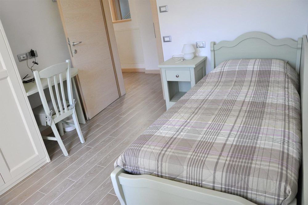 Affittacamere Rubino Guest House Ponte nell'Alpi Exterior photo